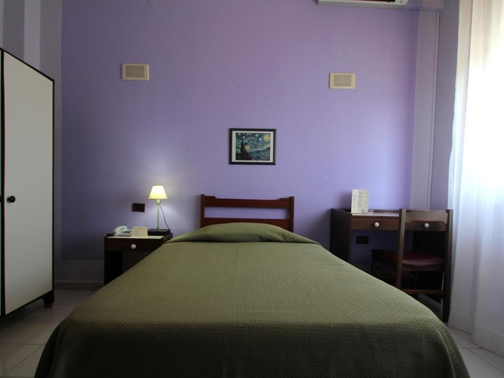 Hotel Carosello Понтеканьяно Экстерьер фото